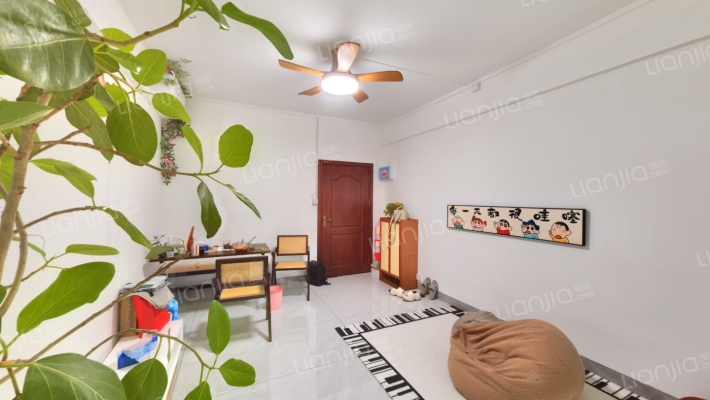 宏威中心二手房实景图