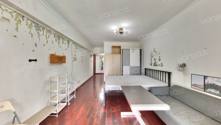 德意居二手房实景图