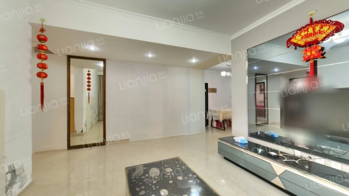 阳光地中海二手房实景图