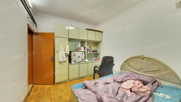 前进路50号院二手房实景图