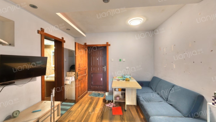 湖光山色二手房实景图