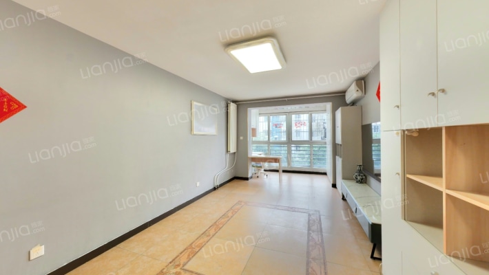 龙锦苑二区二手房实景图