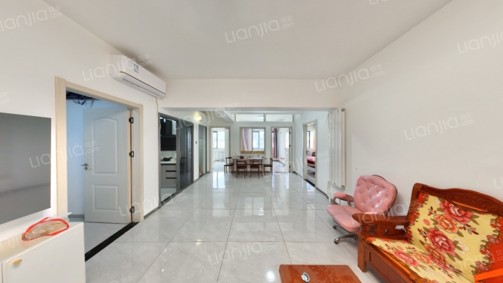 新世纪大厦二手房实景图