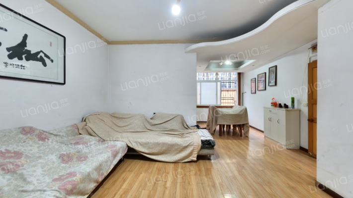 和平花苑西区二手房实景图