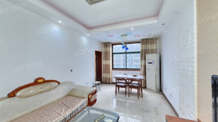 威龙逸品二手房实景图