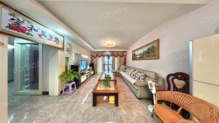 海骏达海伦堡二手房实景图