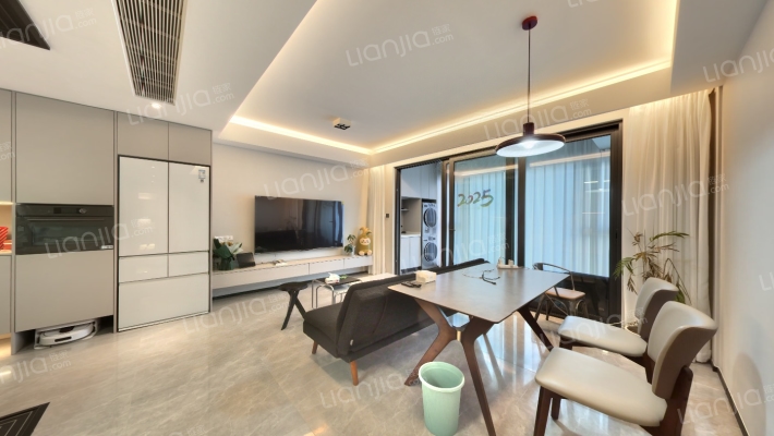 万科锦上和风华苑南区二手房实景图