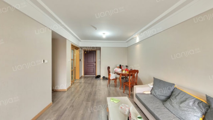 中南君悦府二手房实景图