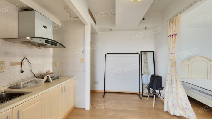 凤起商务大厦二手房实景图