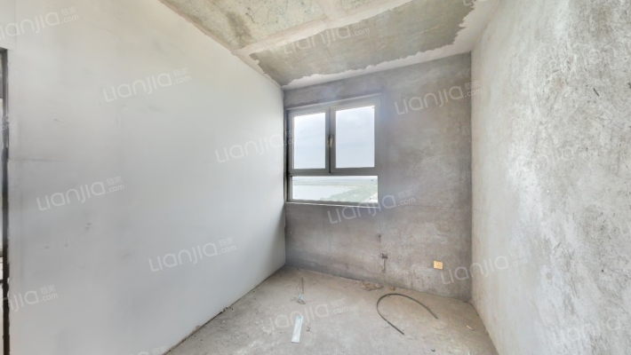 圣水湖畔二手房实景图