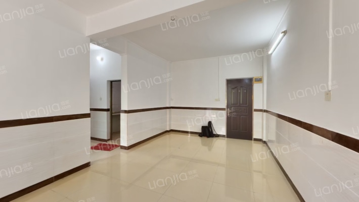 24区住宅楼二手房实景图