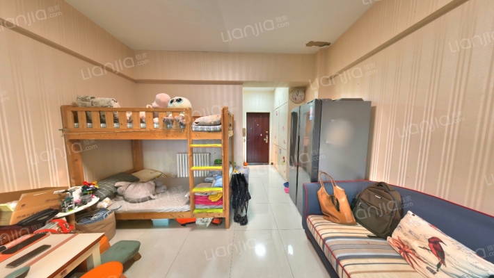 中凯华府二手房实景图