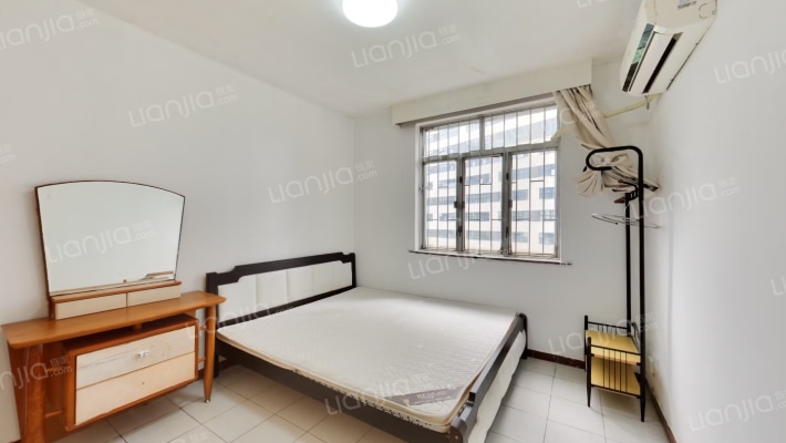 建材公司综合楼二手房实景图