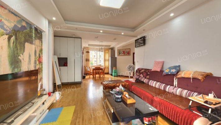 新城芳居二手房实景图