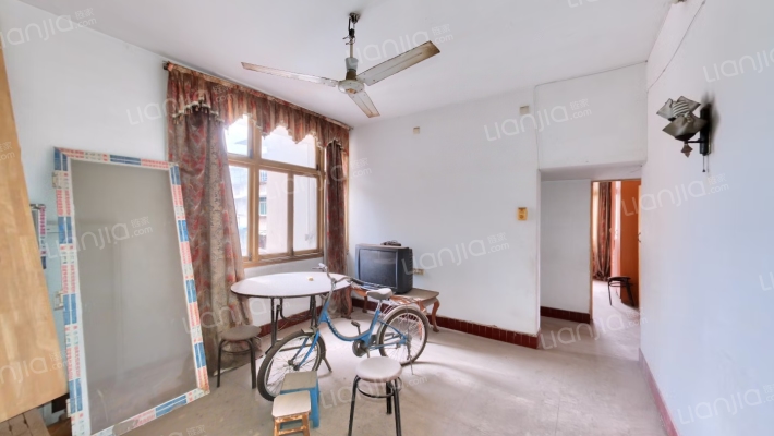 材料所家属区二手房实景图