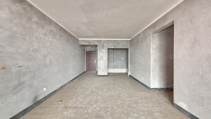 和泓江山国际二手房实景图