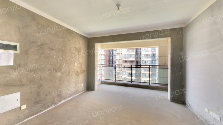 锦添公馆二手房实景图