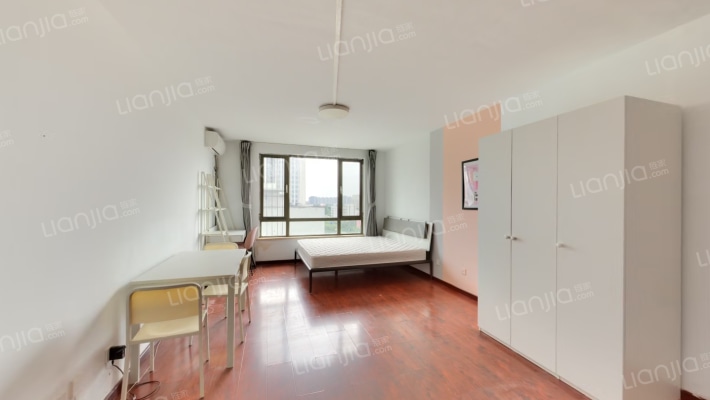 东一时区二手房实景图