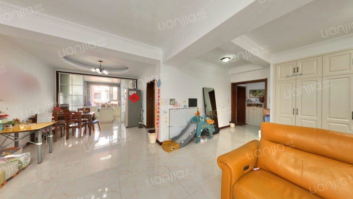 东方花园二手房实景图