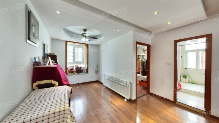 龙城花园二手房实景图