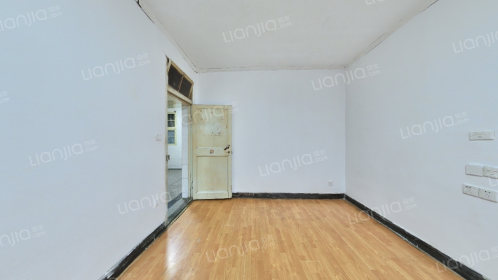 新华新村二手房实景图