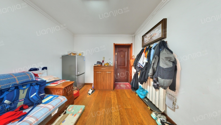 新园小区二手房实景图