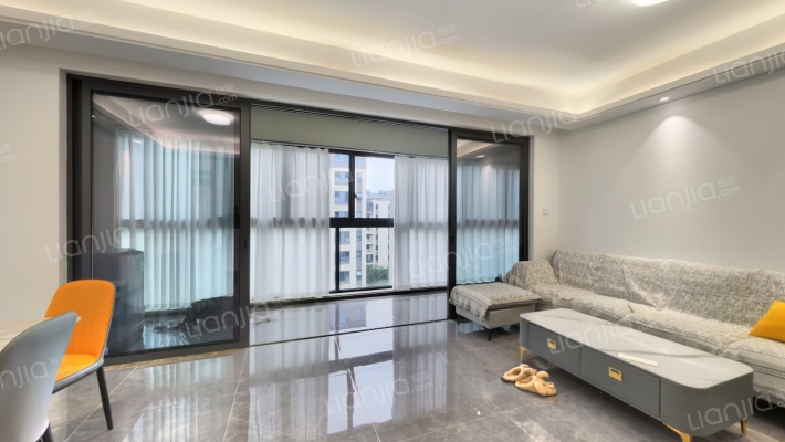 中旅东山府二手房实景图