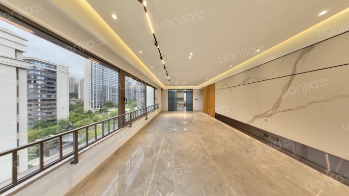 十里长江澜庭北区二手房实景图