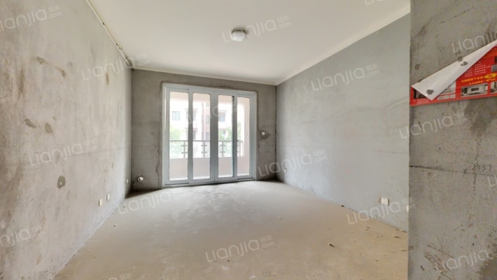 锦霞花院二手房实景图