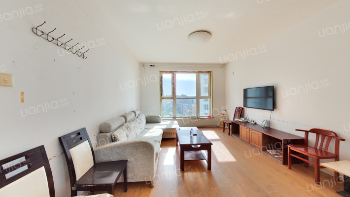 一品山水二手房实景图