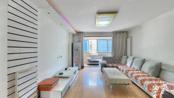 皮革厂家属院二手房实景图