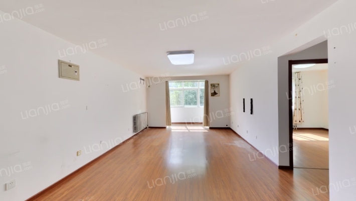 建欣苑六里二手房实景图