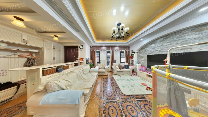 绿地城二手房实景图