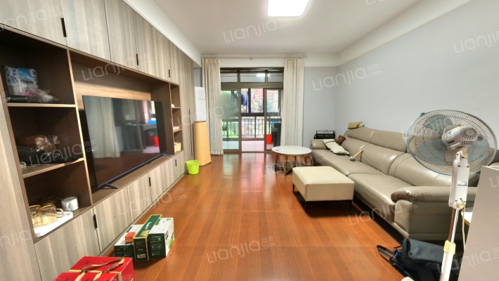 吴越人家南区二手房实景图