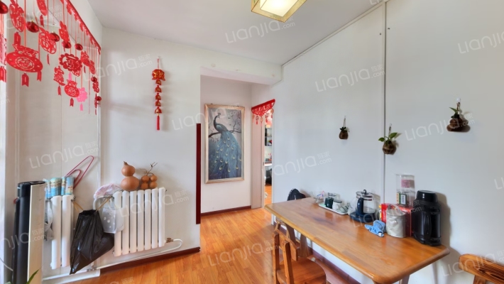 四构件社区二手房实景图