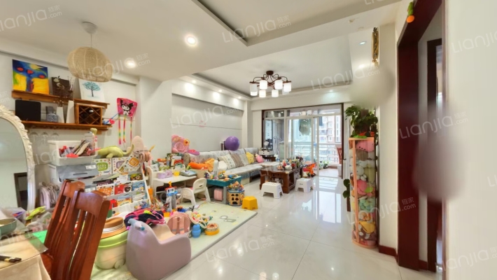 君悦领地二手房实景图