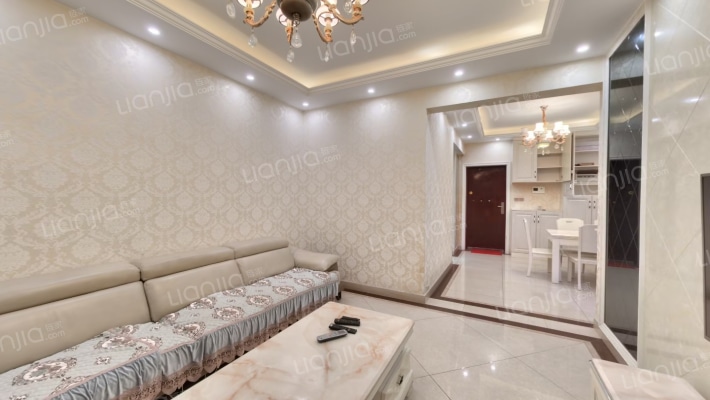 都江华府二手房实景图