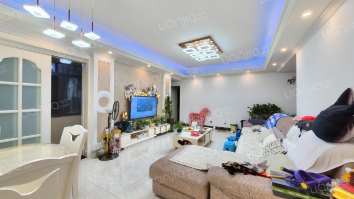 优品尚东三期二手房实景图