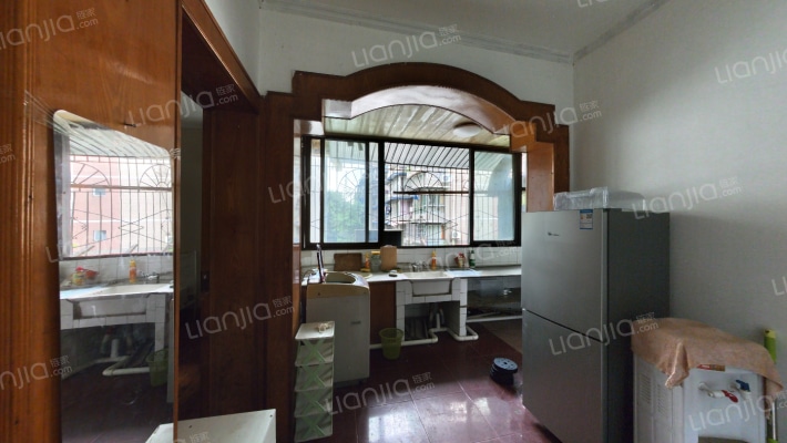 红花北路95号二手房实景图