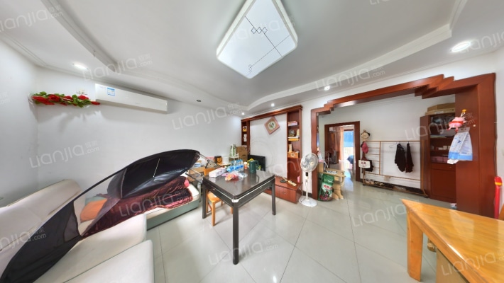 青春雅居一期二手房实景图