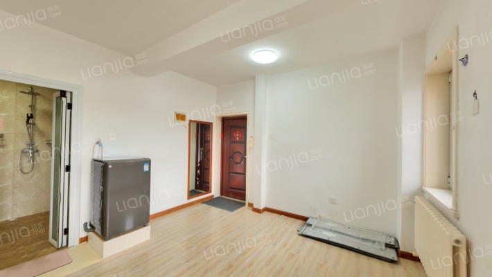 贺福里二手房实景图