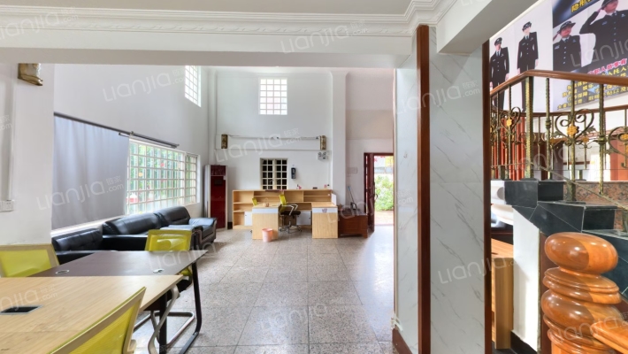 三东别墅西区二手房实景图