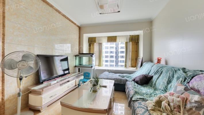 蓝润v客尚东一期二手房实景图