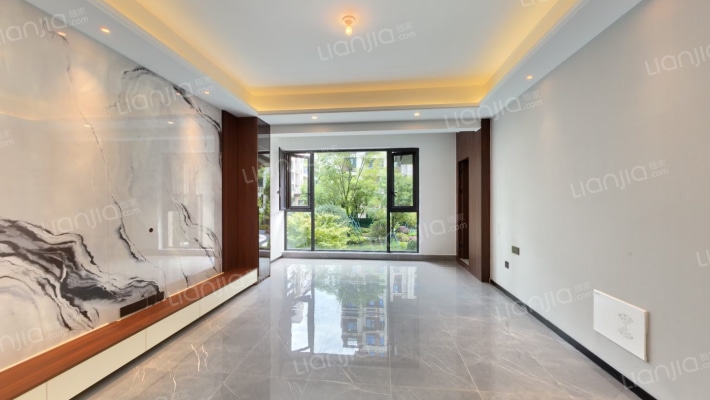 荣融雍泽公馆二手房实景图