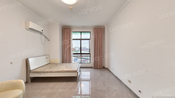 正易国际二手房实景图