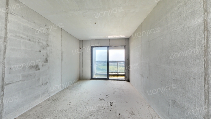 融创滨江粤府二手房实景图