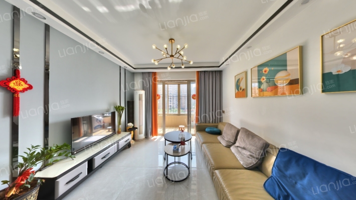 名杰华府二手房实景图