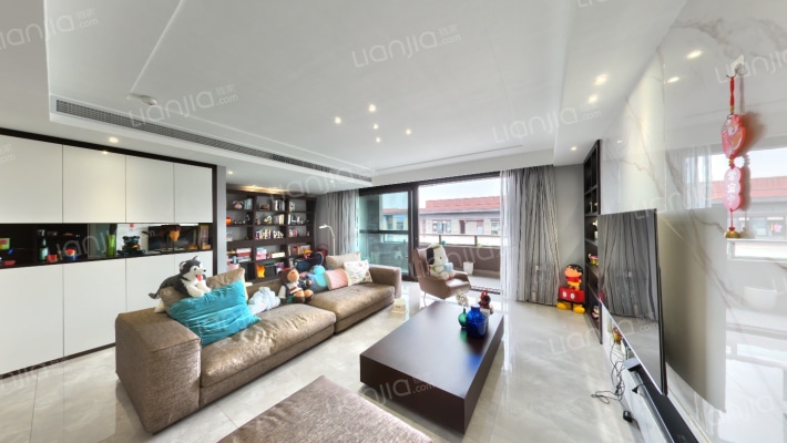 龙湖两江新宸云顶二手房实景图