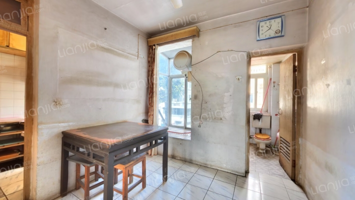 巴里新村二手房实景图