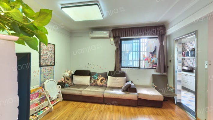 东立国际广场二手房实景图